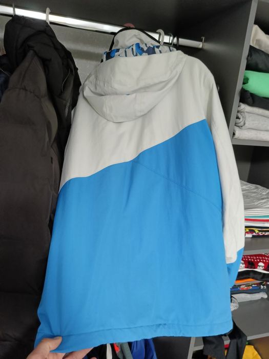 Чоловіча демісезонна,на осінь куртка belowzero