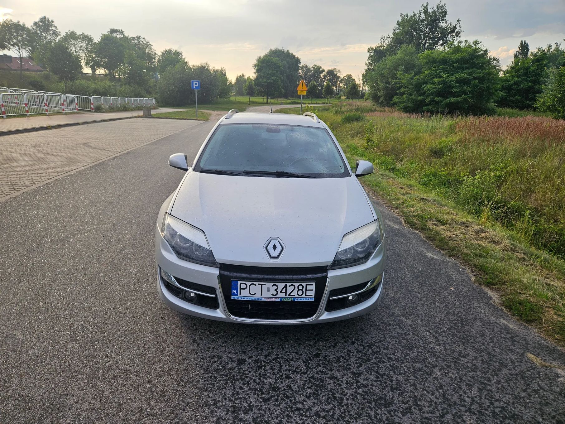 Renault Laguna 2.0 dci bardzo ładnym stanie zarejestrowany