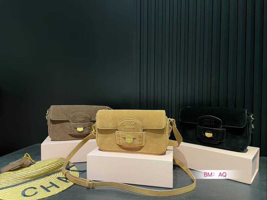 Miu Torebka  damska torba, skora 100244