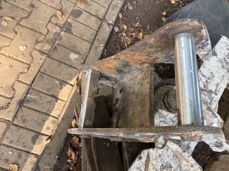 Lyzka skarpowa hydrauliczna 120 ms03 skretna 3-4 ton