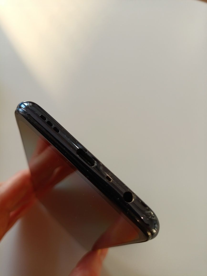 Oppo A74 + etui gratis