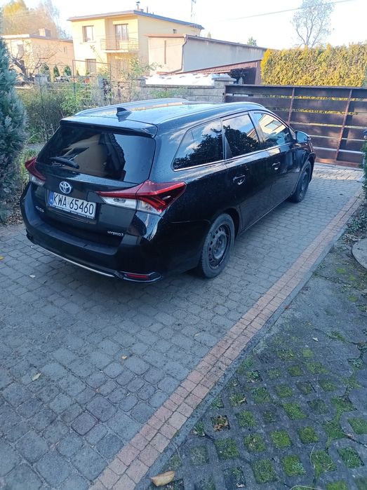 Toyota Auris Hybrid LED