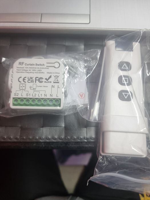 Interruptor rf com comando para persianas elétricas