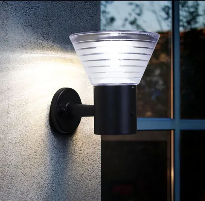 Lampa kinkiet solarna ogrodowa VÖGLER ,sensor zmierzchu