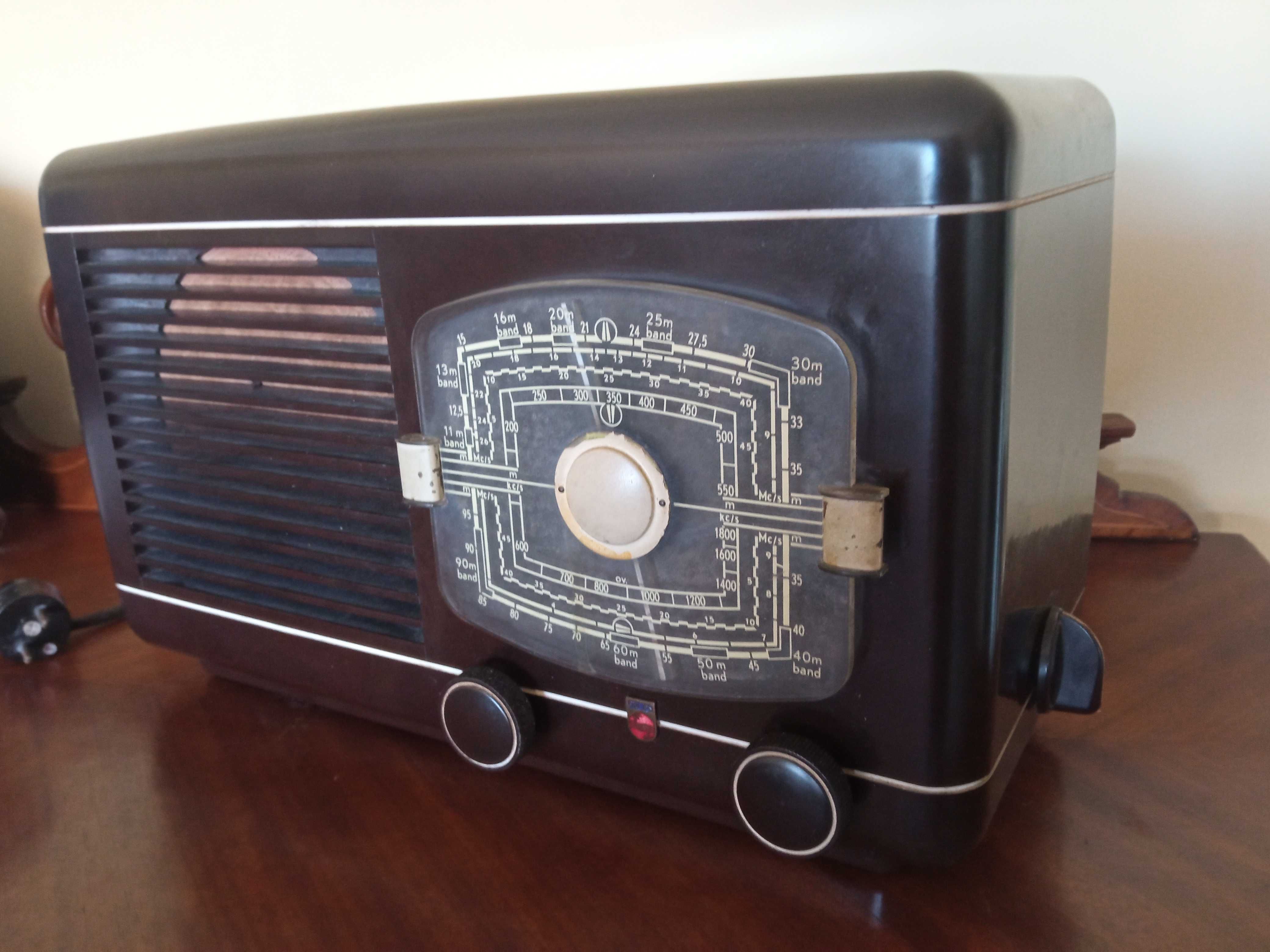 Rádio Vintage Philips - baquelite de 1948