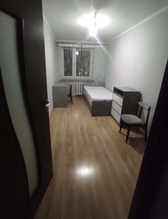 Wynajmę pokój dla dziewczyny