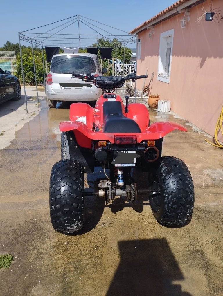 Vende se Moto4 Polaris 500