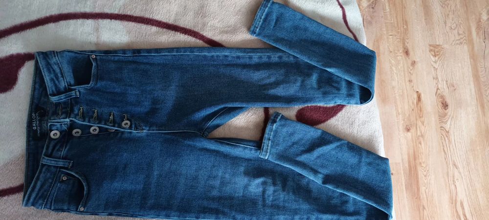 Spodnie jeansowe wysoki stan xs
