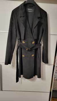 Czarny zamszowy trencz płaszcz z paskiem