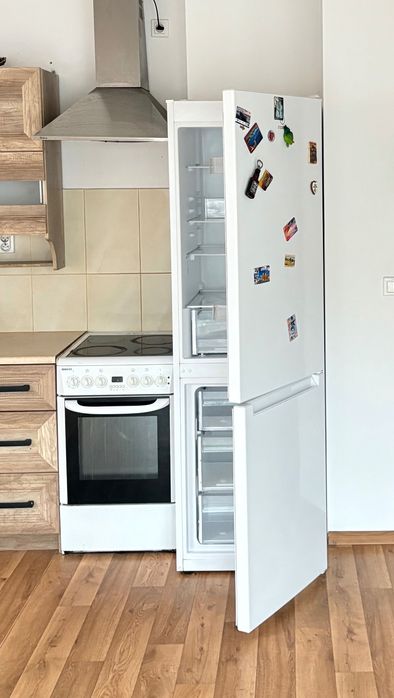 Lodówka Indesit 150 zł