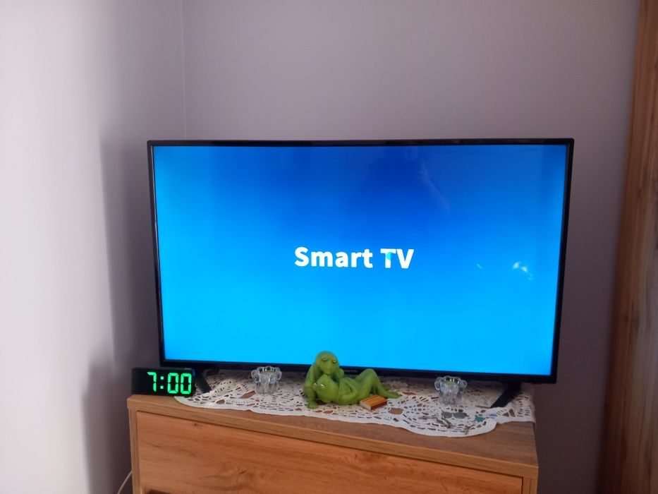 Telewizor manta 43LUA29L sprawny, 43' cale