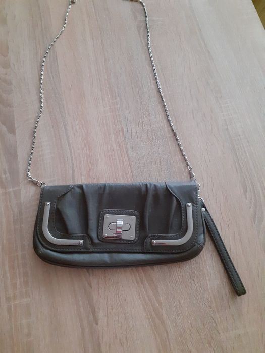 Сумка клатч на цепочке