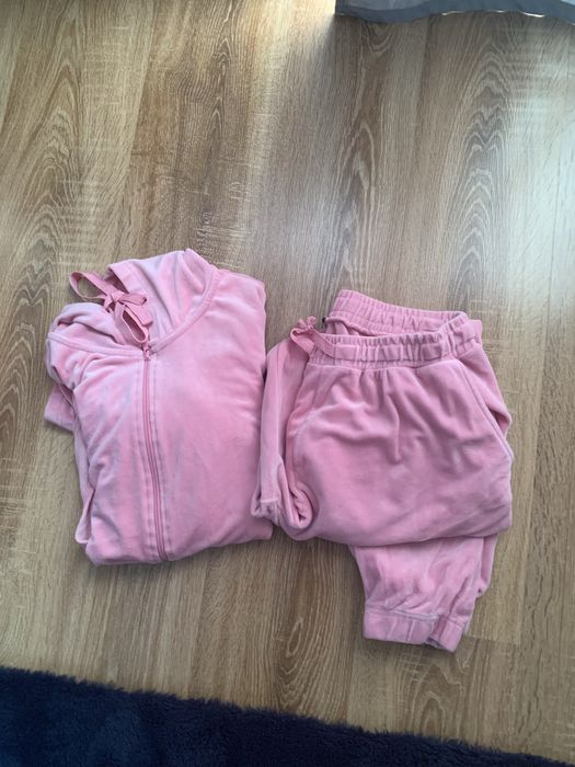 Dres welurowy danski