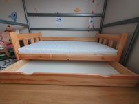 Łóżko dziecięce drewniane 160x80 (szuflada na kółkach + materac 14cm)