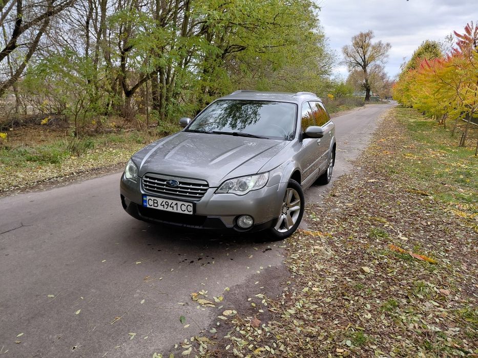 Продам Субару аутбек