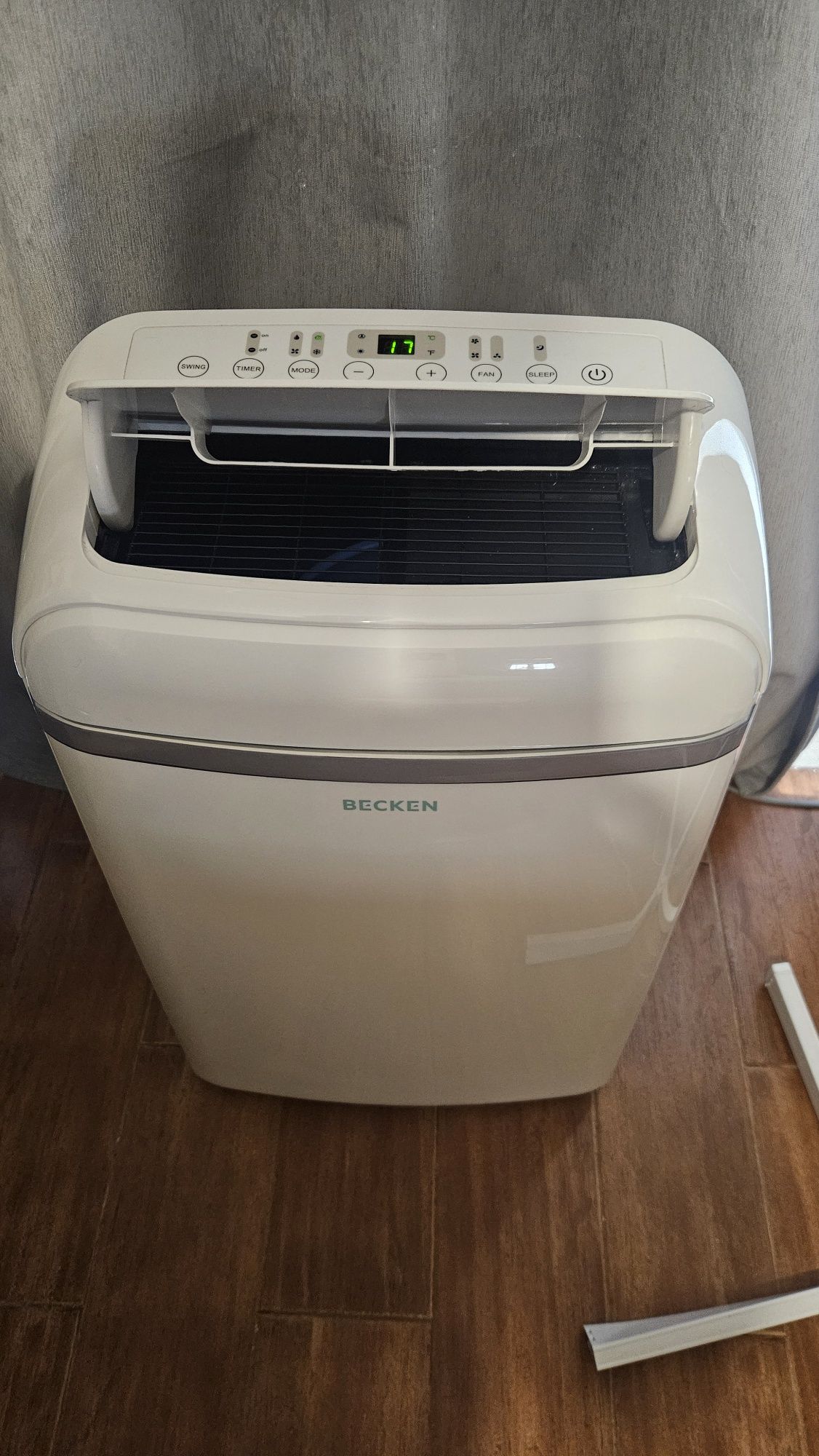 Ar Condicionado e Aquecedor Portátil BECKEN BAC4255 (23 m² - 12000 BTU