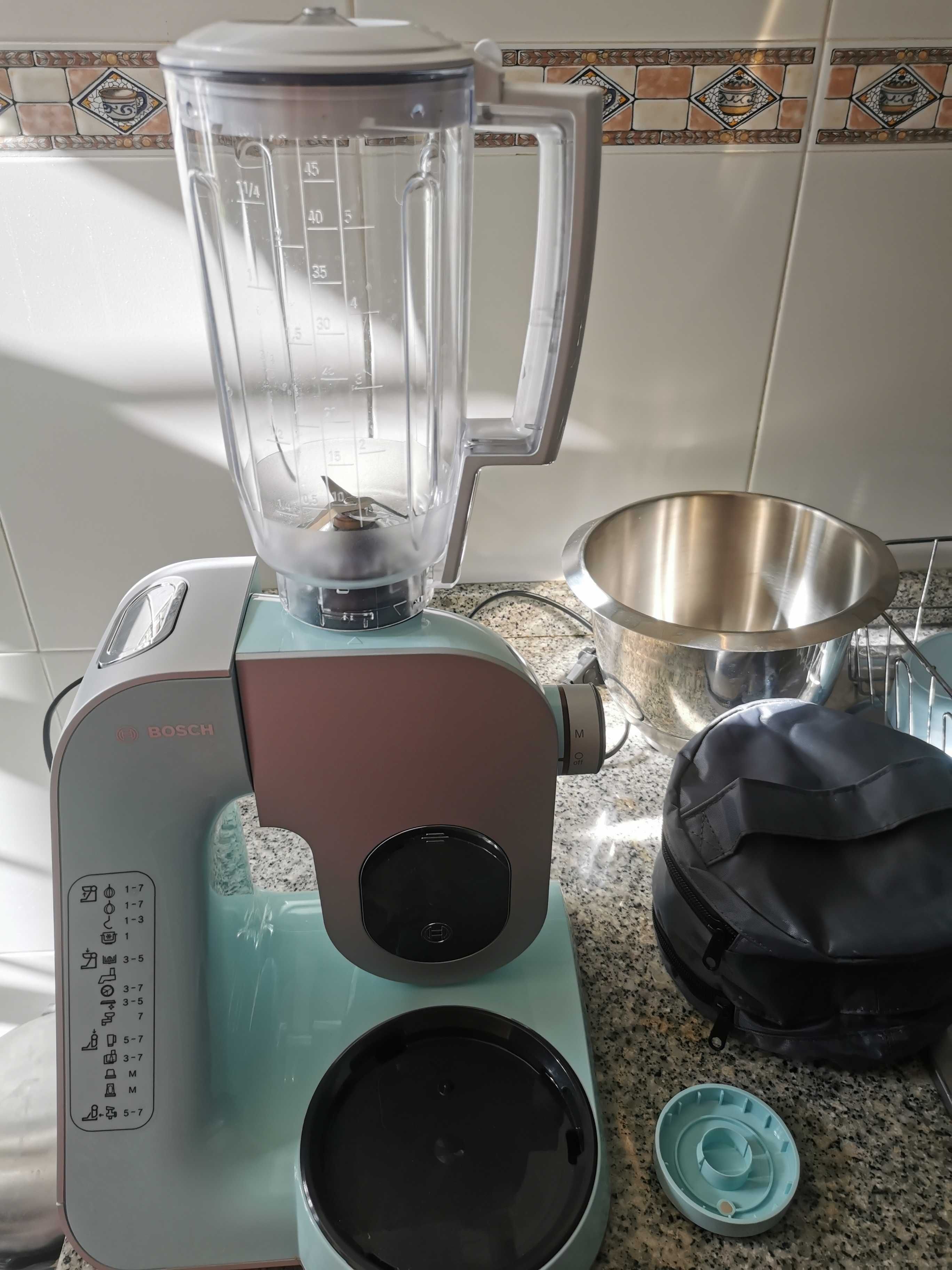 Robot de cozinha Bosch MUM5