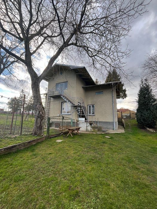 Житловий будинок поблизу м. Стрий та м. Моршин
