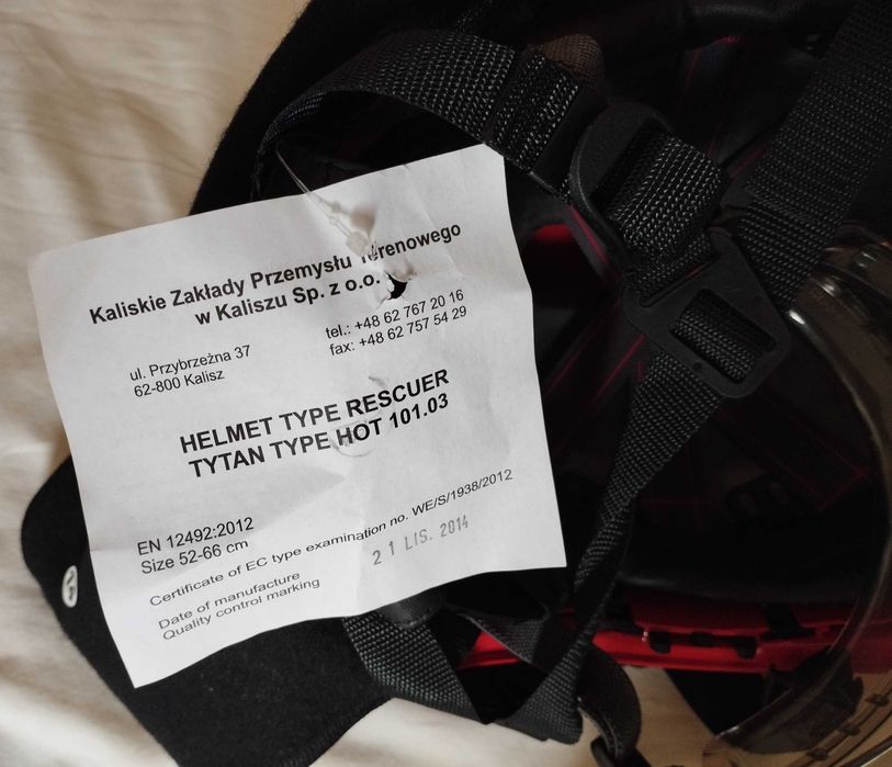 Capacetes de proteção, incêndios florestais. Bombeiro sapadores