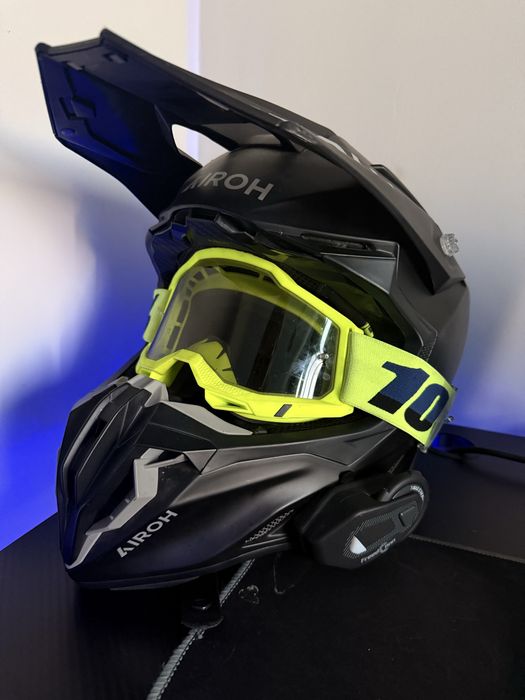 Kask Airoh Twist 3.0 i Interkom T-MaX S V4