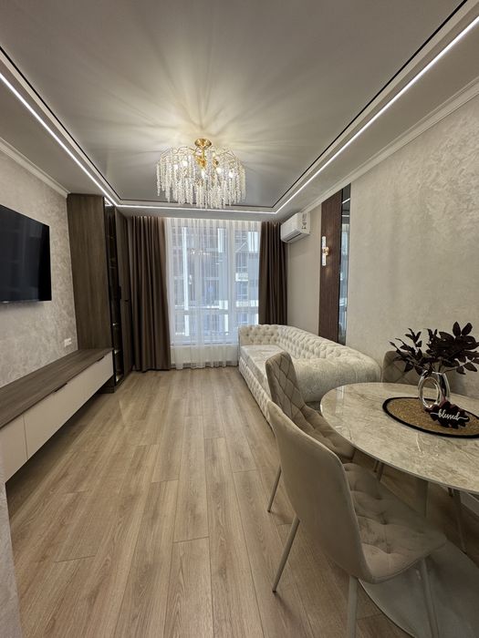 Продам вишукану 2-кімнатну квартиру ЖК Паркова Алея