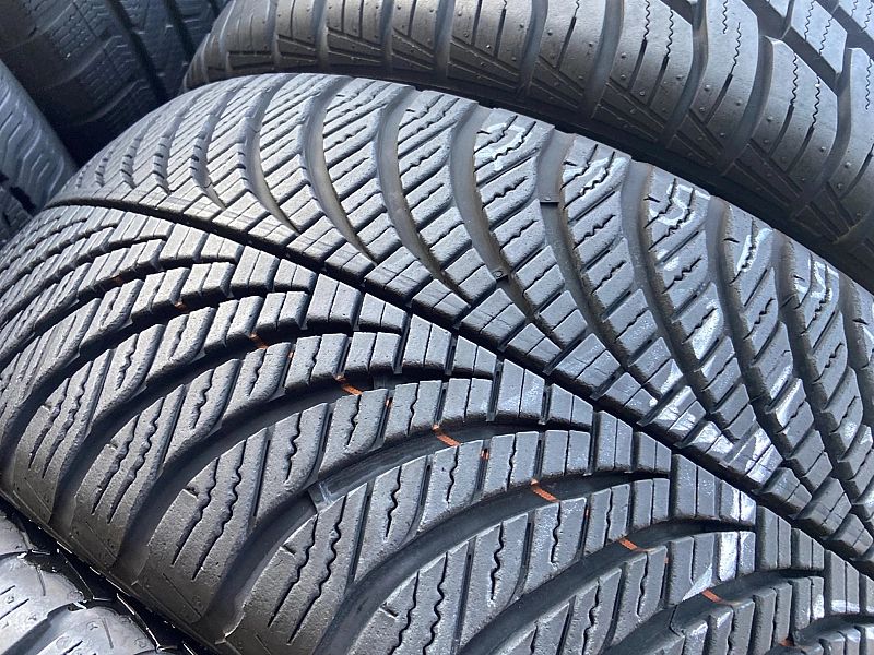 215/55/18 Goodyear Vector 4S gen2_7,7mm_2szt_(435)