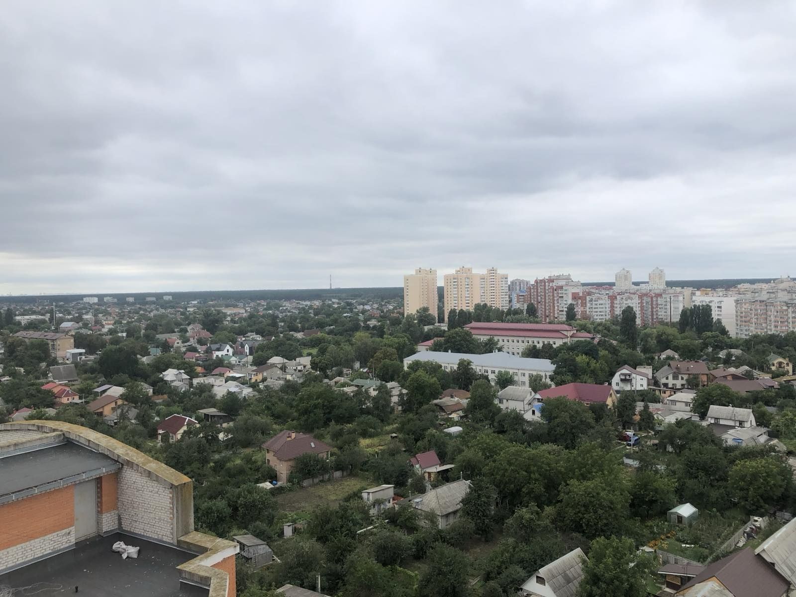 Продам 3 Бровари Аркадія Голуба, державні програми