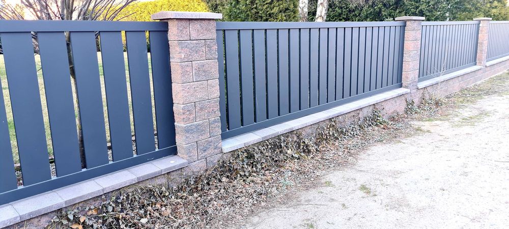 Brama aluminiowa ogrodzenie aluminiowe szkło