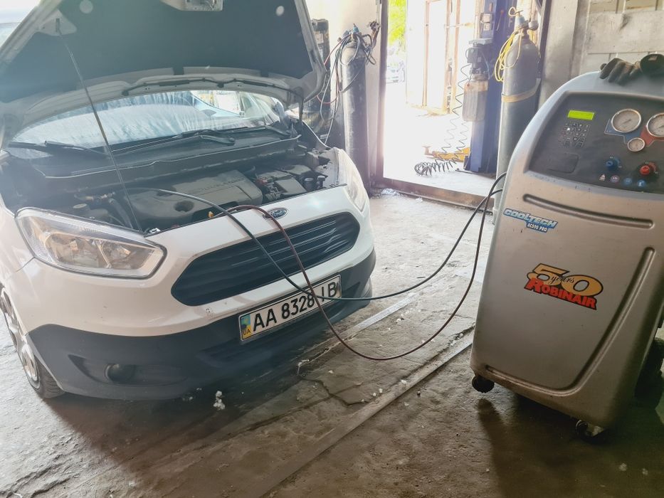 Заправка авто кондиціонера швидко якісно перевірка