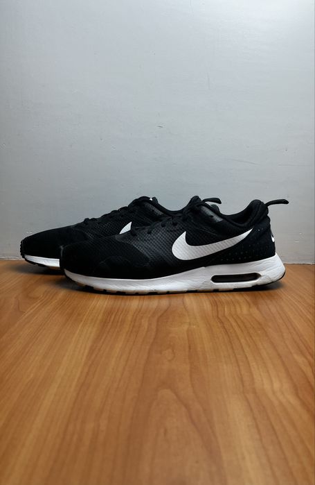Кроссовки Nike Air Max Tavas размер 46 оригинал спортивные чёрные найк