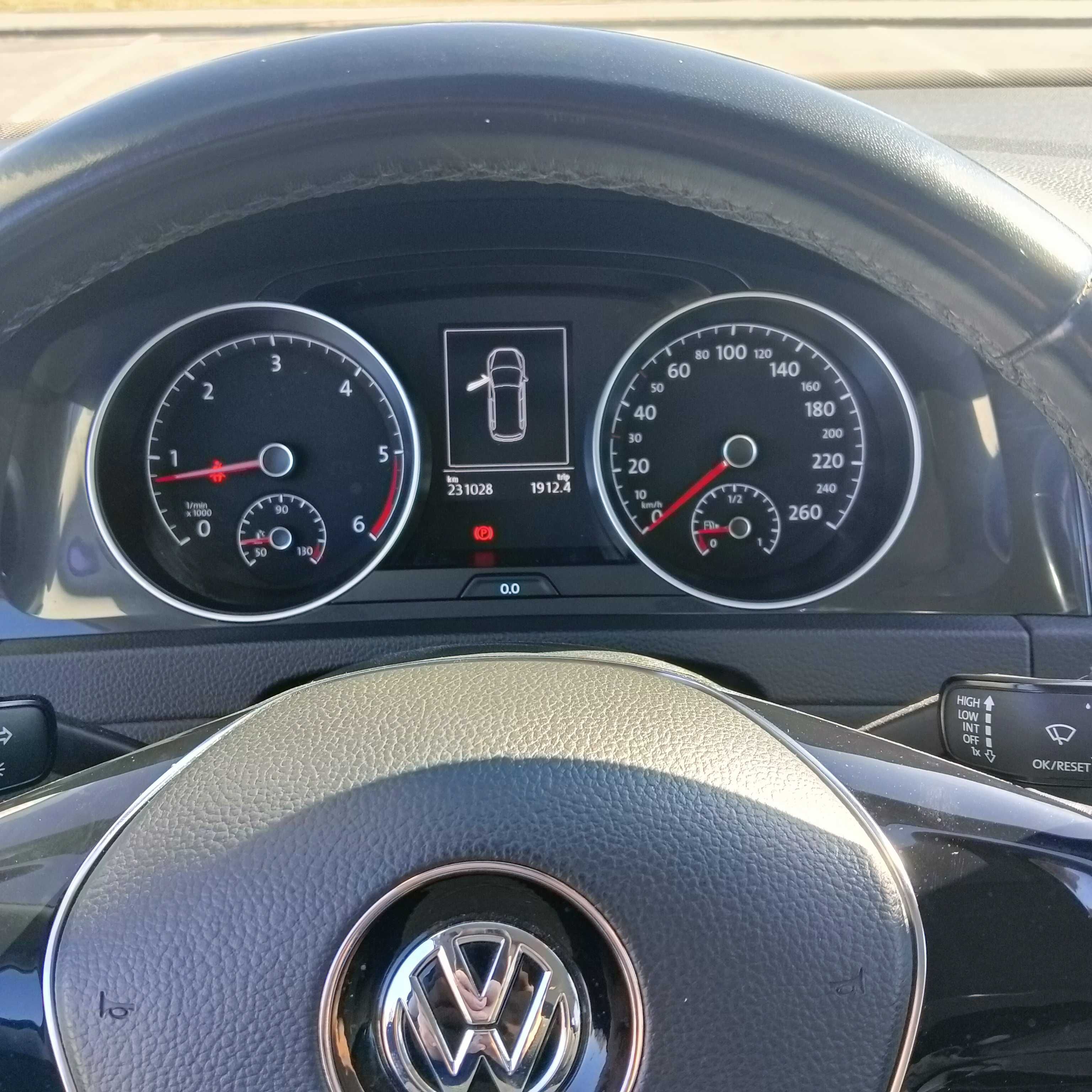 Volkswagen Golf 7 , 1.6 TDI  , 2020 r.             Do poniedziałku