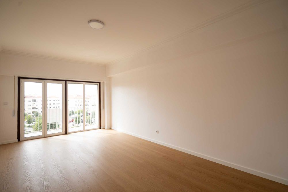 Novo T3 a Extrear Remodelação Samora Correia