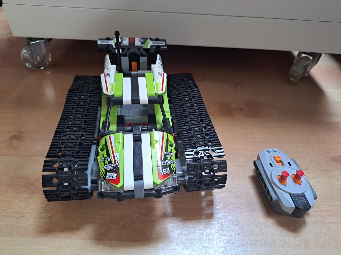 LEGO Technic 42065 Zdalnie Sterowana Wyścigówka