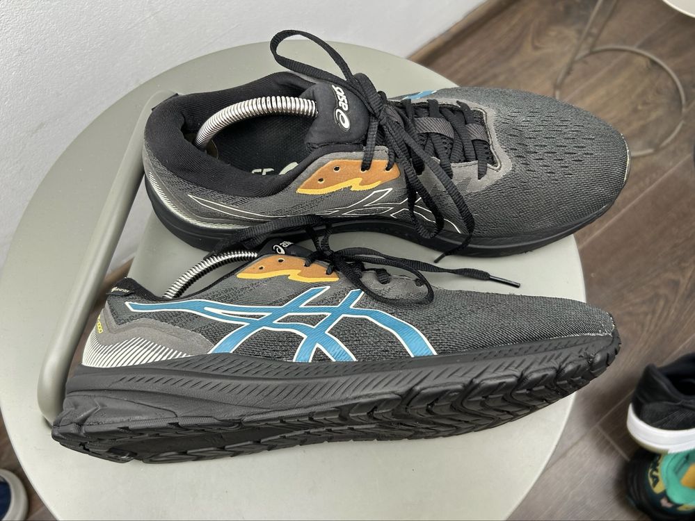 Оригінал! Кросівки Asics GT 1000 Gore Tex 45 розмір 03746