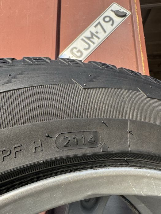 Диски оригинальные R17 5х114.3 / Зимняя резина hankook 225/60 R17