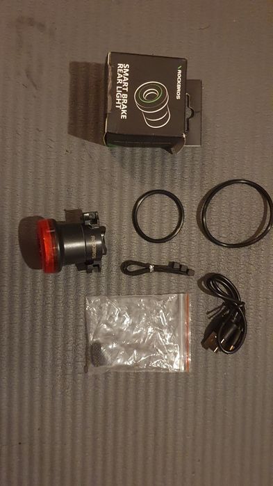 Lampa Rockbros tył Smart z funkcją stopu