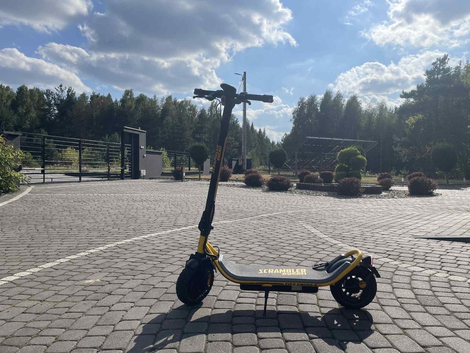 Hulajnoga elektryczna ducati