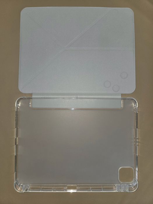 iPad Air 11 M3 128GB WiFi, повний комплект + чохол, 28 циклів