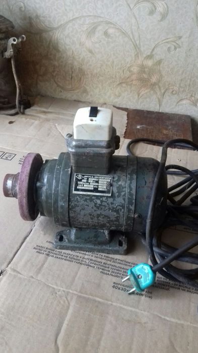 Продам. Электроточило  1500 грн