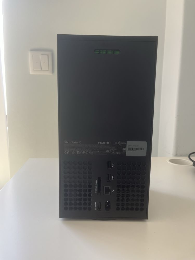 Xbox series X com adicao de  1 controle