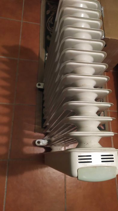 Aquecedor a óleo.