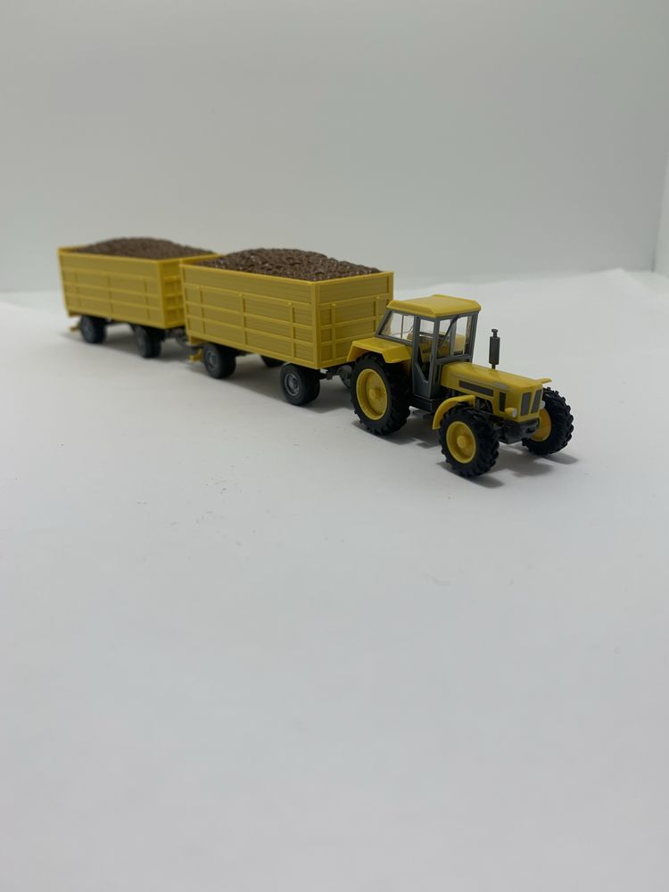 Tractor com reboques da Wiking 1/87