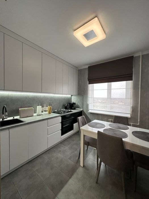 Стильна оренда на Таращанському масиві