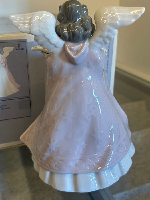 Lladró - Tree topper - Angel Navidad (5831)