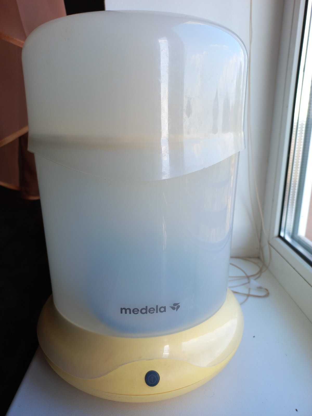 Електричний паровий стерилізатор Medela B - Well 008-0101