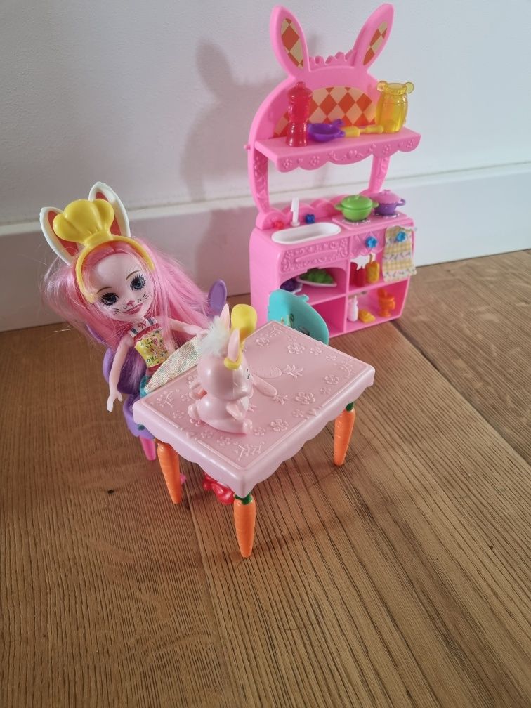 Lalka ENCHANTIMALS Kuchenka Bree Bunny + Zwierzątko Mattel