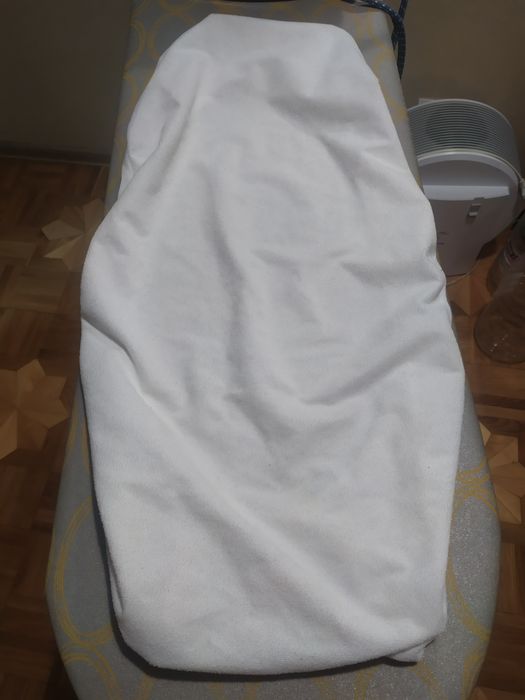 водонепроникний наматрацник 42/90 см