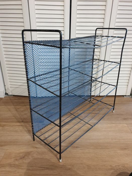 Metalowa półka na buty PRL loft pleciona industrial vintage