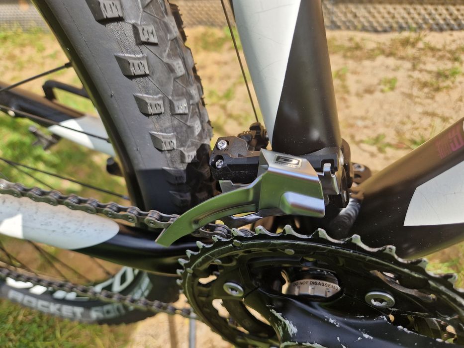 Rower Scott Scale Contessa 710 Rock Shox XC30 Shimano Deore XT 27,5