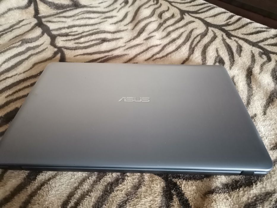 Продам ноутбук ASUS x540s